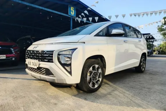 Sell pre-owned 2024 Hyundai Stargazer GLS 1.5 IVT