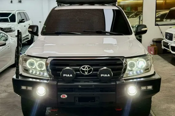 HOT!!! 2011 Toyota Land Cruiser GXR Bulletproof/Bombproof LVL 6 Dubai Version Armoring Corp for sale