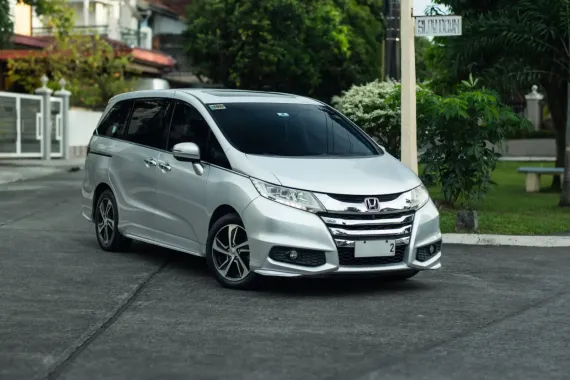 2016 Honda Odyssey EX-V Navi 2.4L A/T (Top-of-the-line!)
