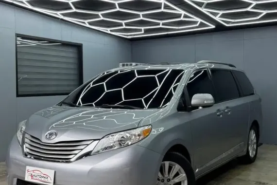 2016 Toyota Sienna 