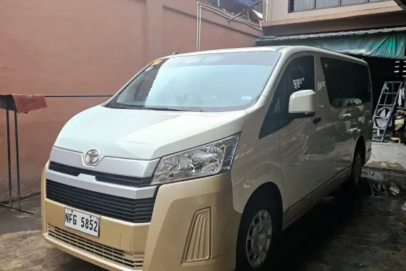 2022 Toyota Hiace Commuter Deluxe 2.8 MT DSL