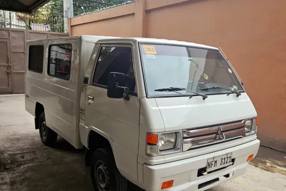 2024 Mitsubishi L300 FB Dual AC MT DSL