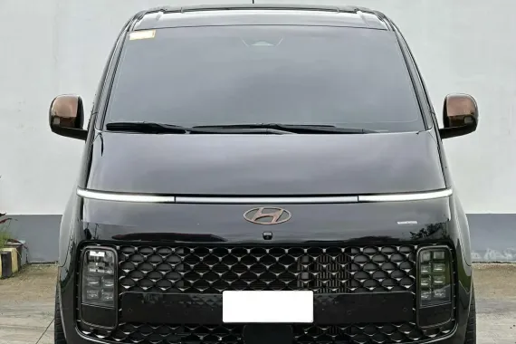 HOT!!! 2023 Hyundai Staria Premium + AWD for sale at affordable price! 