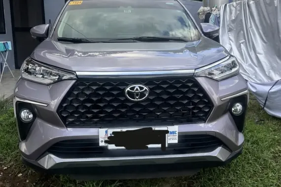 FOR SALE: 2025 Toyota Veloz 1.5 V CVT (Top Variant) – Almost Brand New!