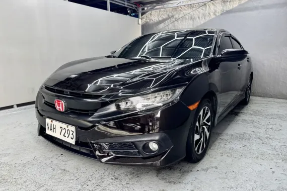 2017 HONDA CIVIC 1.8 E A/T AUTOMATIC GAS FRESH UNIT INSIDE AND OUT! FLAWLESS BODY PAINT! 52,000 KMS 