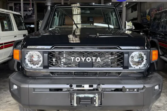 (40th Anniversary) 2026 Toyota Land Cruiser 76 Diesel A/T (Dubai Version) - LC76 LC 76 - Brand New