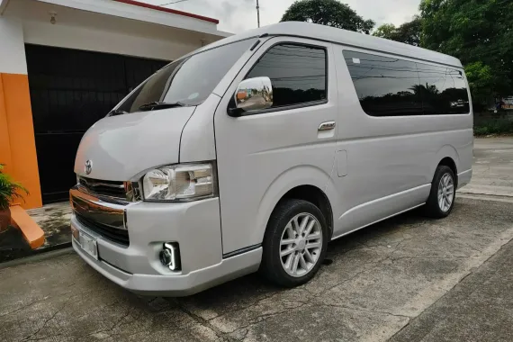 Toyota Grandia Gl 2017