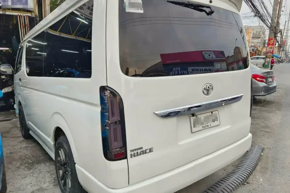 TOYOTA GRANDIA GL AUTOMATIC 2017