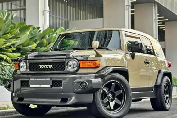 HOT!!! 2014 Toyota FJ Cruiser 4x4 for sale at affordable price! 