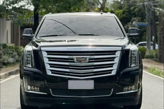 HOT!!! 2019 Cadillac Escalade ESV Platinum Top of the line for sale at affordable price! 