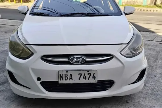 Selling White 2016 Hyundai Accent  1.6 CRDi GL 6 M/T (Dsl) second hand
