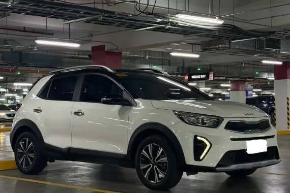 Kia Stonic 2023 1.4 EX (Top of the line) 