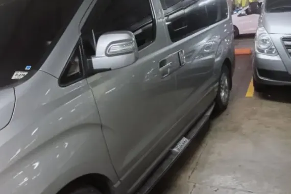 Second hand 2016 & 2015 Hyundai Grand Starex Van for sale