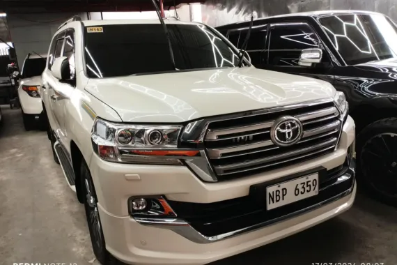 2019 Toyota Land Cruiser LC 200 Local Prem