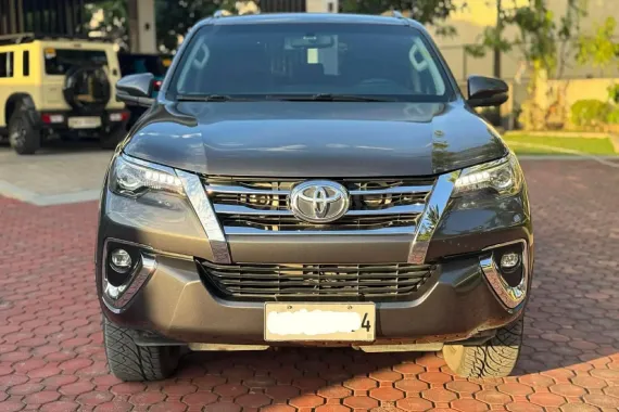 HOT!!! 2018 Toyota Fortuner V 4x4 for sale at affordable price! 