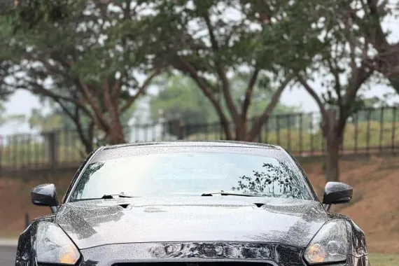 HOT!!! 2014 Nissan GTR R35 for sale at affordable price! 