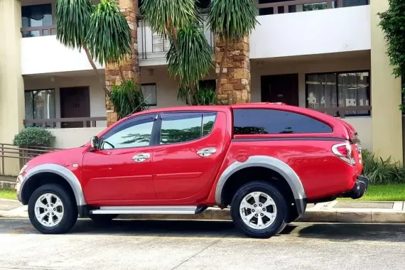 4x4 Mitsubishi Strada Automatic