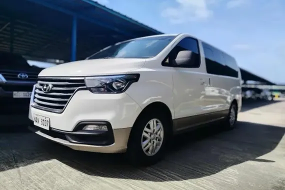 HOT 2019 Hyundai Grand Starex 2.5 CRDi GLS AT (with Swivel)