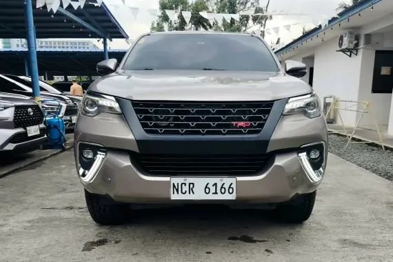 Second hand 2018 Toyota Fortuner  2.4 V Diesel 4x2 AT for sale in good condition