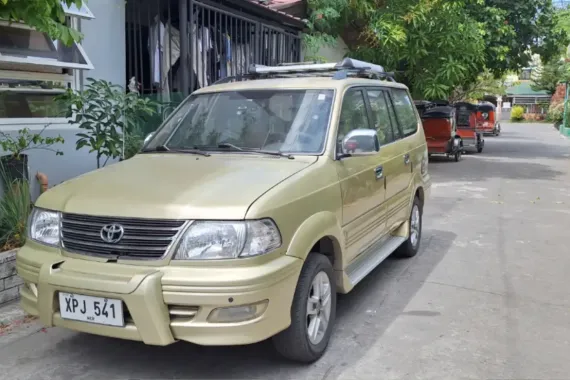 Toyota Revo Vx200 top of the line for sale 