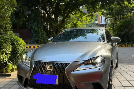 Pre-loved Lexus IS 350 F-Sport 2014 For Sale