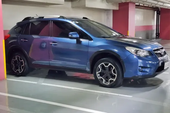 FOR SALE! 2013 SUBARU XV 2.0i Premium AWD A/T (Top-of-the-Line)