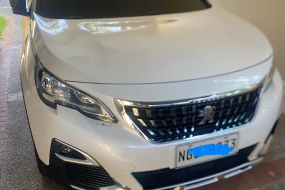 Pearl white mint condition