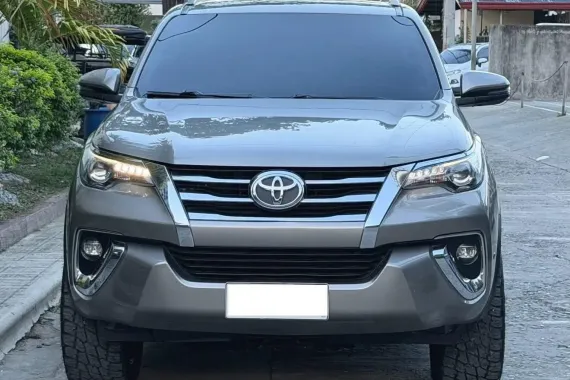 HOT!!! 2020 Toyota Fortuner V 4x2 Top of the line for sale at affordable price! 
