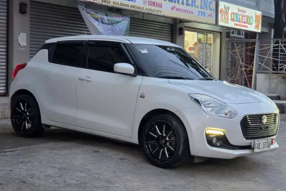 2021 Suzuki Swift GL CVT Automatic | Low Mileage | Financing Available