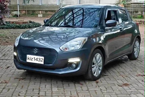 Selling Black 2021 Suzuki Swift  GL CVT