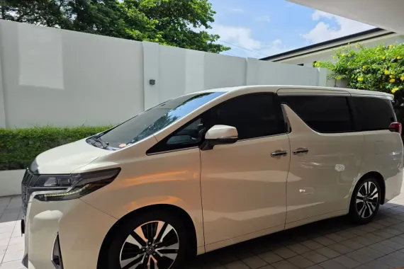 Toyota Alphard 2020