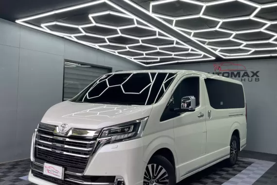 2021 TOYOTA GRANVIA VX PREM