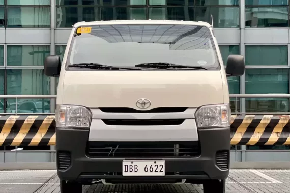 2023 TOYOTA HIACE COMMUTER Decontent 3.0 Diesel MT🔥Good as BNew✅ 𝐂𝐋𝐄𝐎 🙋🏼‍♀️📲0938 830 7235