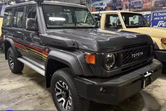 2027 Toyota Land Cruiser 76 Diesel A/T - 40th Anniversary Edition - Dubai Version - Brand New - LC76