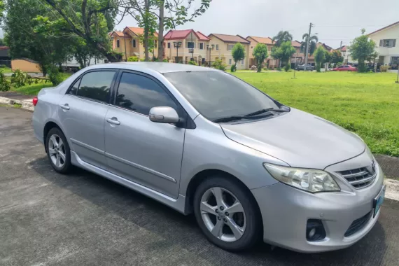 2nd hand 2012 Toyota Corolla Altis V 1.6 AT Sedan in good condition