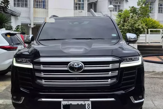 HOT!!! 2026 Toyota Land Cruiser LC300 3.3 V6 ZX for sale at affordable price! 