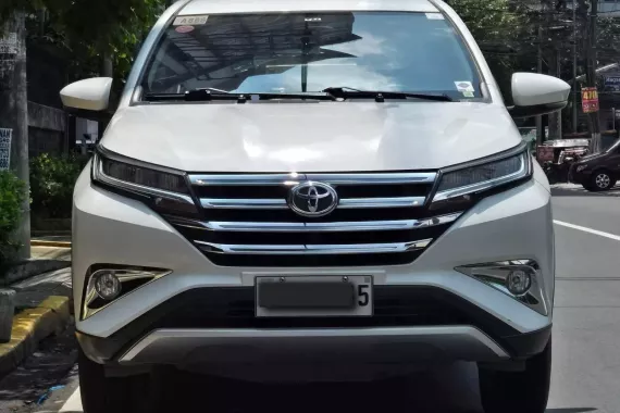 HOT!!! 2022 Toyota Rush 1.5 E for sale at affordable price! 