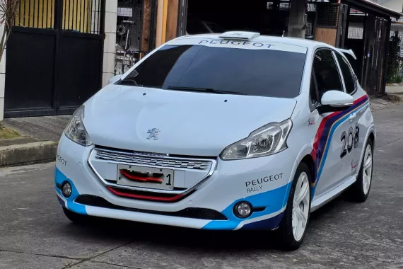 Peugeot 208 GTi 2015 MT GAS 200hp