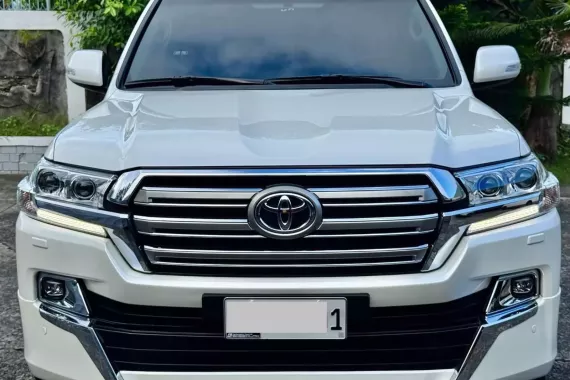 HOT!!! 2017 Toyota Land Cruiser VX for sale at affordable price! 