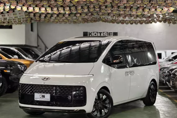 2023 Hyundai Staria Premium+ (7-Seater) 2.2L AWD Diesel A/T
