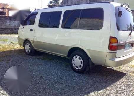 Van kia best sale 2005 olx