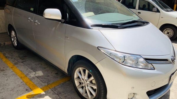 toyota previa for sale in uae