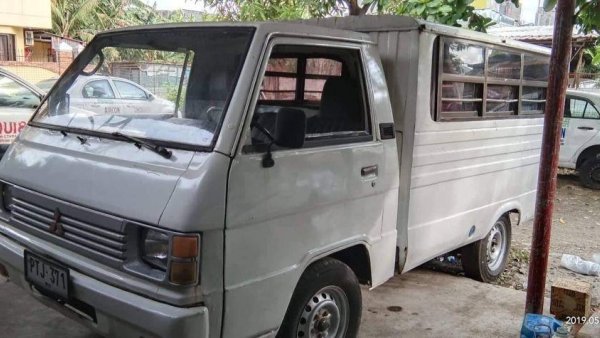 2nd hand mitsubishi l300 fb for sale