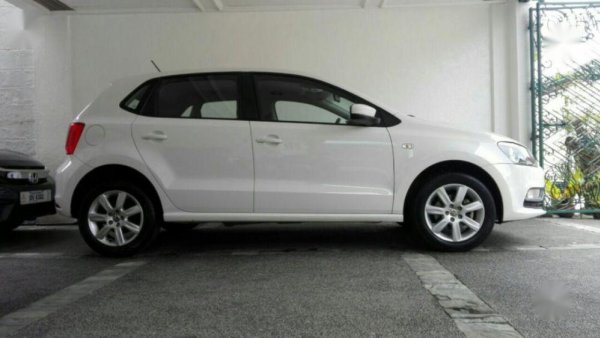 volkswagen polo hatchback 2016