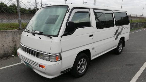 Nissan urvan sale escapade for sale