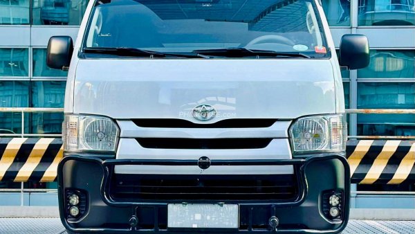 2018 toyota hiace commuter best sale 3.0 mt