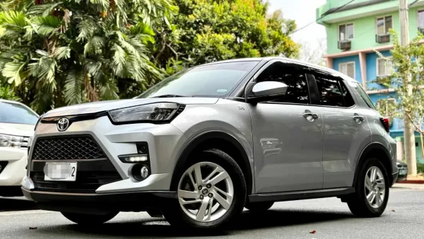 TOYOTA LAND CRUISER ZX | 2023 | GRAY | 4000 km | details
