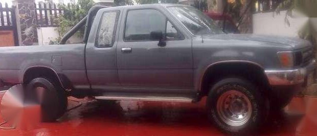 Toyota Hilux pick up 4x4 single cab diesel Aircon 145939