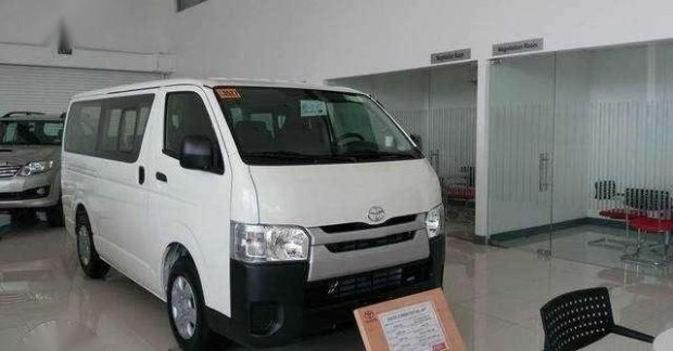 Toyota Hiace Commuter Diesel M T 2018 Euro 4 For Sale 334496