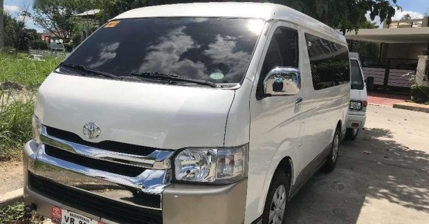 2017 toyota hiace gl grandia manual pearl white for sale